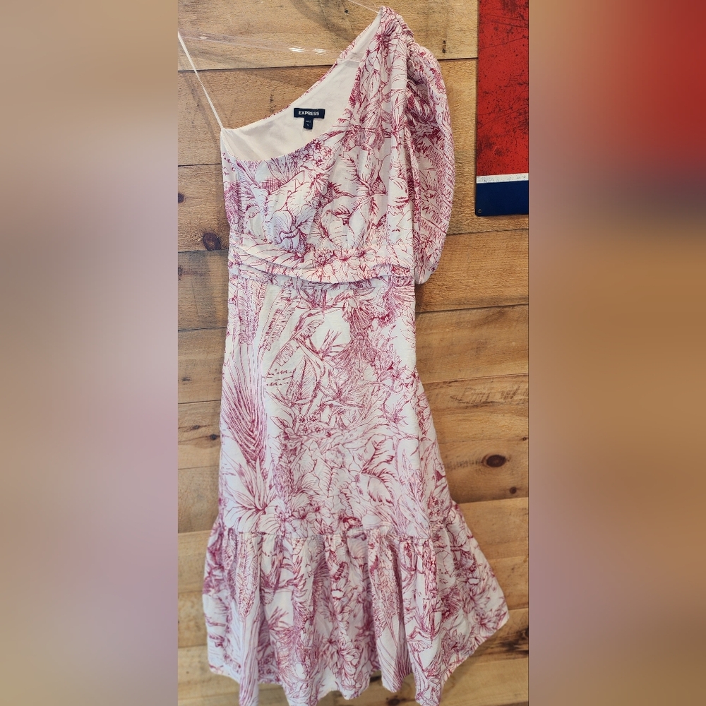 Express One-Shoulder White Dress with Pink Floral Print